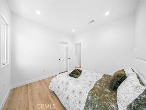 7692  9th  104  Street, Buena Park, CA