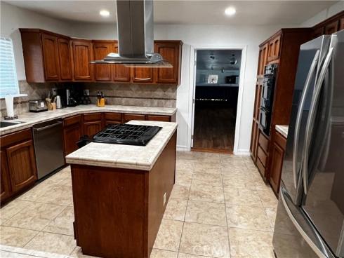 5871 Fullerton Avenue, Buena Park, CA
