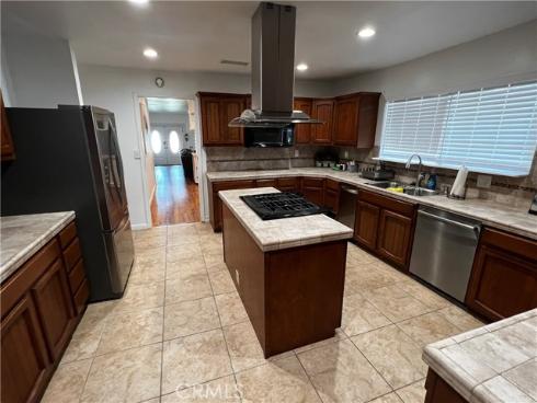 5871 Fullerton Avenue, Buena Park, CA