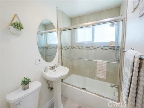 8200 Guava Ave , Buena Park, CA