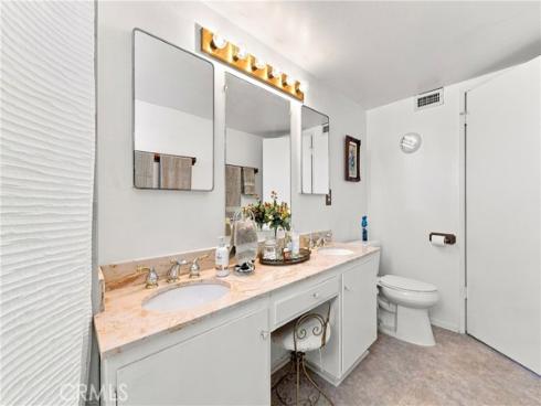 8095  Kerr Green  , Buena Park, CA
