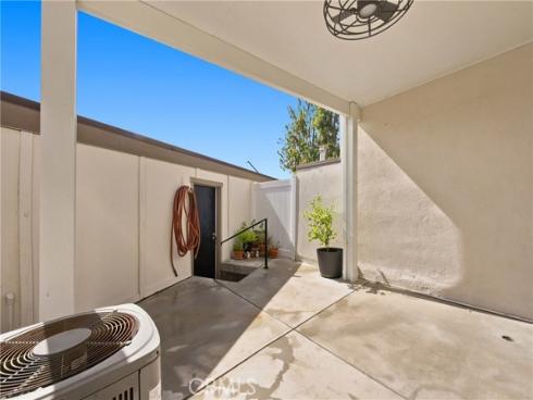 8095  Kerr Green  , Buena Park, CA