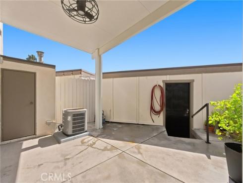 8095  Kerr Green  , Buena Park, CA
