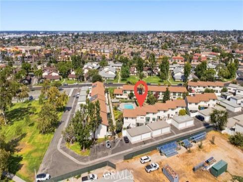 8095  Kerr Green  , Buena Park, CA
