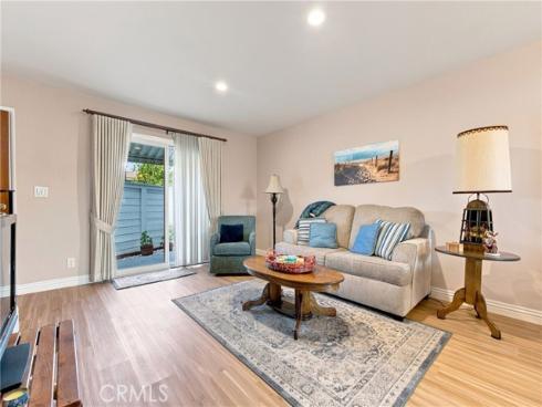 8095  Kerr Green  , Buena Park, CA