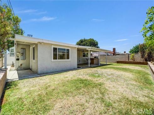 5853 Los Nietos Street , Buena Park, CA