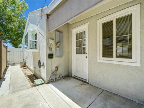 5853 Los Nietos Street , Buena Park, CA
