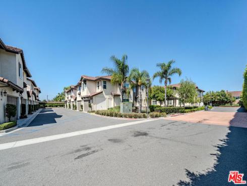 8565  Corsica  9  Lane, Buena Park, CA
