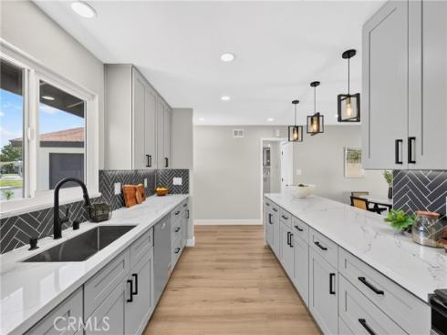 6793  Mount Waterman  , Buena Park, CA