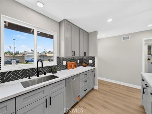 6793  Mount Waterman  , Buena Park, CA
