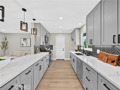 6793  Mount Waterman  , Buena Park, CA