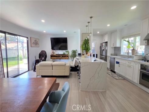 7100  El Rey  , Buena Park, CA