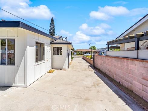 6275 San Ricardo Way, Buena Park, CA