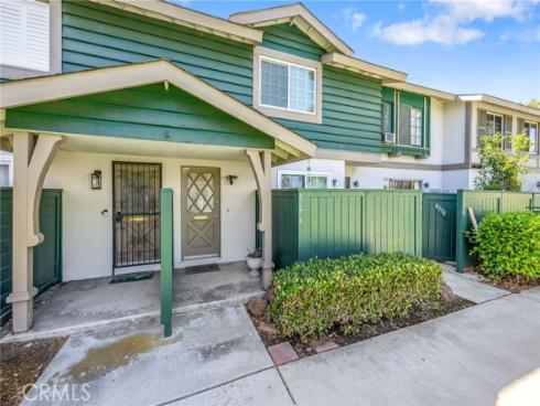 8174 Glengarry Green, Buena Park, CA