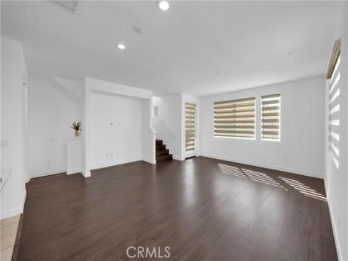 8061  Ackerman  , Buena Park, CA