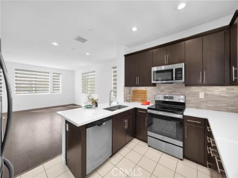 8061  Ackerman  , Buena Park, CA