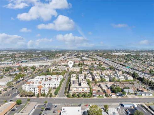 8061  Ackerman  , Buena Park, CA