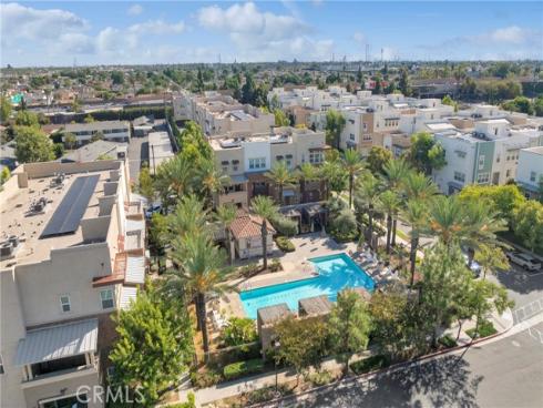 8061  Ackerman  , Buena Park, CA