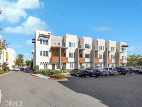 8061  Ackerman  , Buena Park, CA