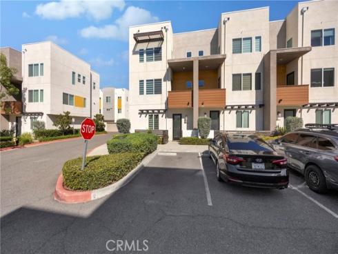 8061  Ackerman  , Buena Park, CA