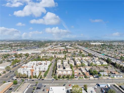 8061  Ackerman  , Buena Park, CA