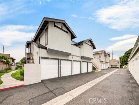 8129  Woodland  69  Drive, Buena Park, CA