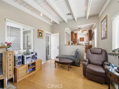 7849 La Habra , Buena Park, CA