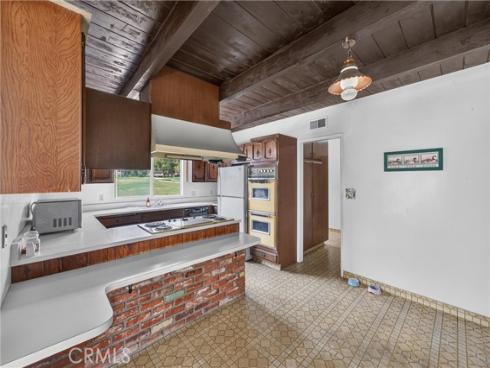 8721  Somerset  , Buena Park, CA