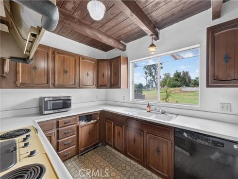 8721  Somerset  , Buena Park, CA