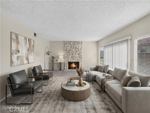 8721  Somerset  , Buena Park, CA