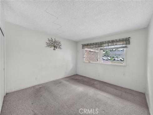 8721  Somerset  , Buena Park, CA