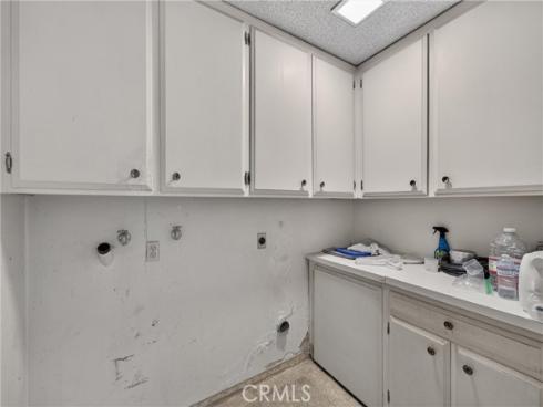 8721  Somerset  , Buena Park, CA
