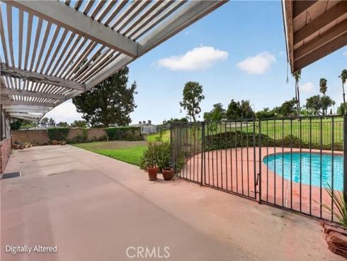 8721  Somerset  , Buena Park, CA