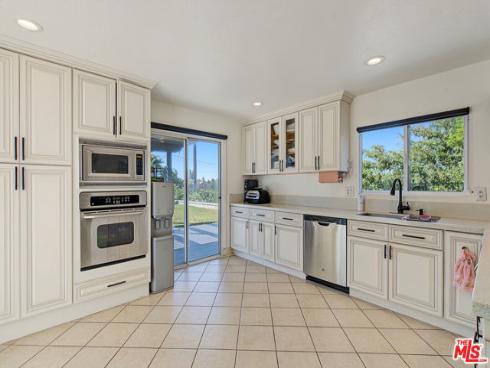 5651  Kenwood   Avenue, Buena Park, CA
