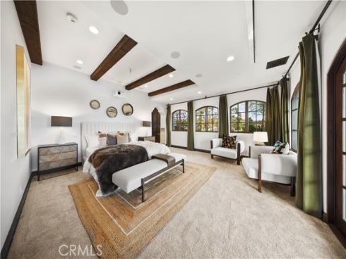 445  Isabella  , Corona del Mar, CA