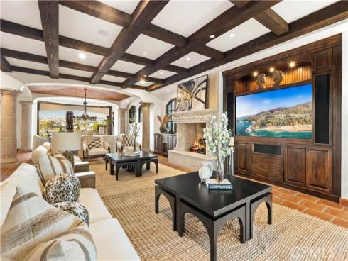 445  Isabella  , Corona del Mar, CA