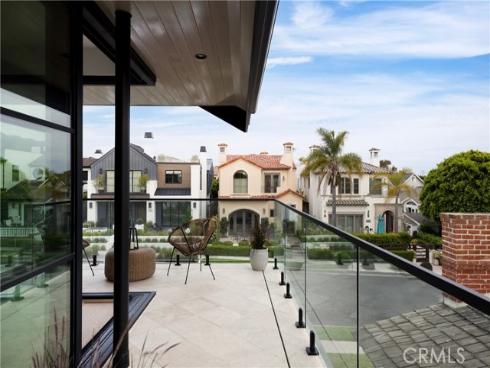 223  Orchid   Avenue, Corona del Mar, CA