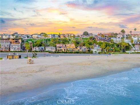 3130  Breakers   Drive, Corona del Mar, CA