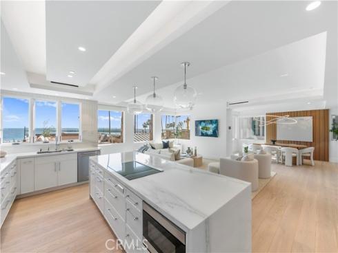 3130  Breakers   Drive, Corona del Mar, CA