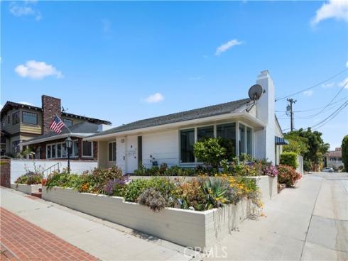 212  Larkspur   Avenue, Corona del Mar, CA