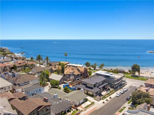 212  Larkspur   Avenue, Corona del Mar, CA