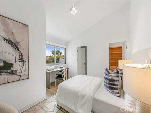 1318  Outrigger   Drive, Corona del Mar, CA