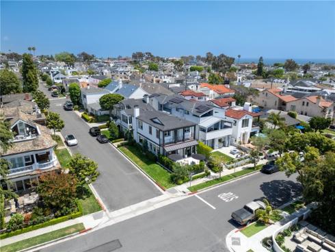 620  Narcissus   Avenue, Corona del Mar, CA