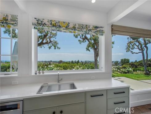 3007  Harbor View   Drive, Corona del Mar, CA