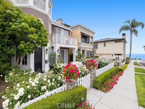 210  Narcissus   Avenue, Corona del Mar, CA