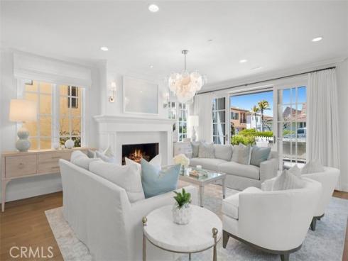 210  Narcissus   Avenue, Corona del Mar, CA