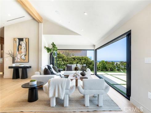 1120  White Sails   Way, Corona del Mar, CA