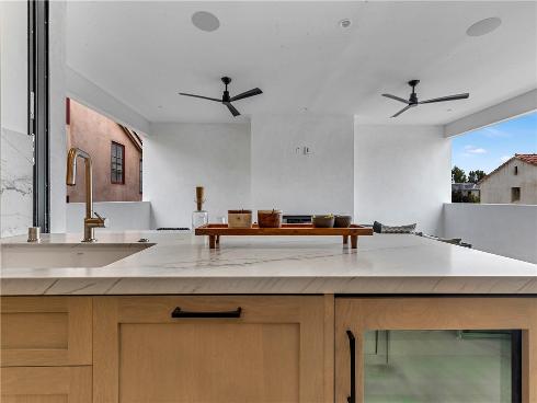 513  Acacia  , Corona del Mar, CA