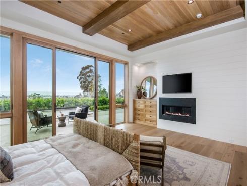 1015  Dolphin   Terrace, Corona del Mar, CA