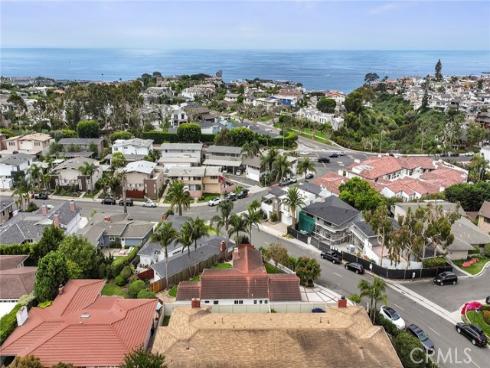 404  Serra   Drive, Corona del Mar, CA